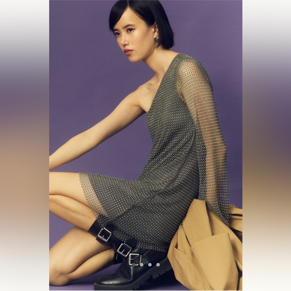 One shoulder sequence dress ￼